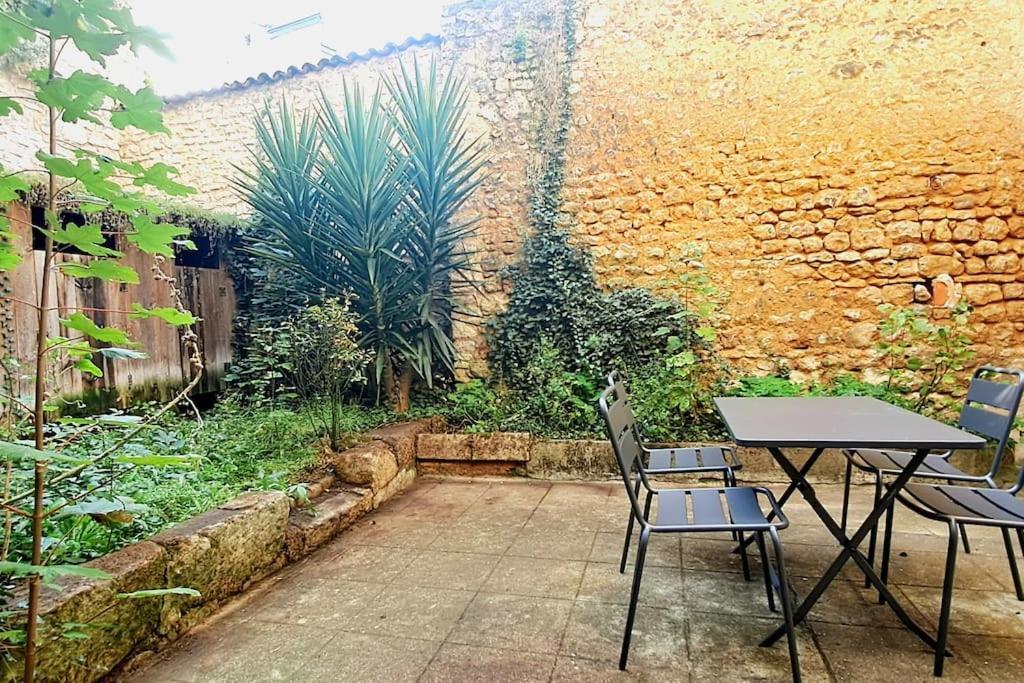 Le Patio - Cinelodge Avec Jardin Poitiers Luaran gambar